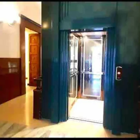 Piazza Castello Downtown Charming Turín